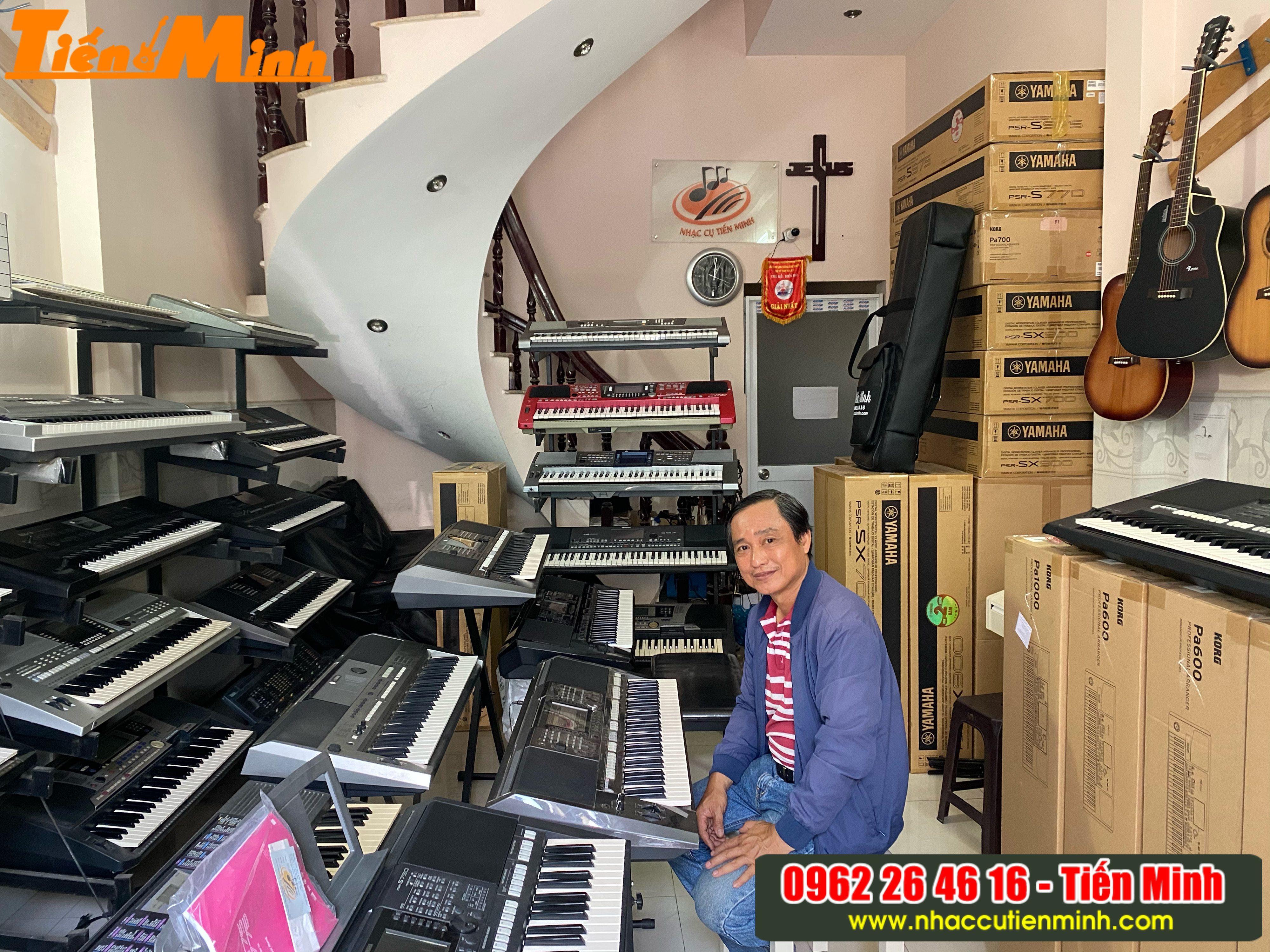 Khách mua đàn organ trả góp 0%